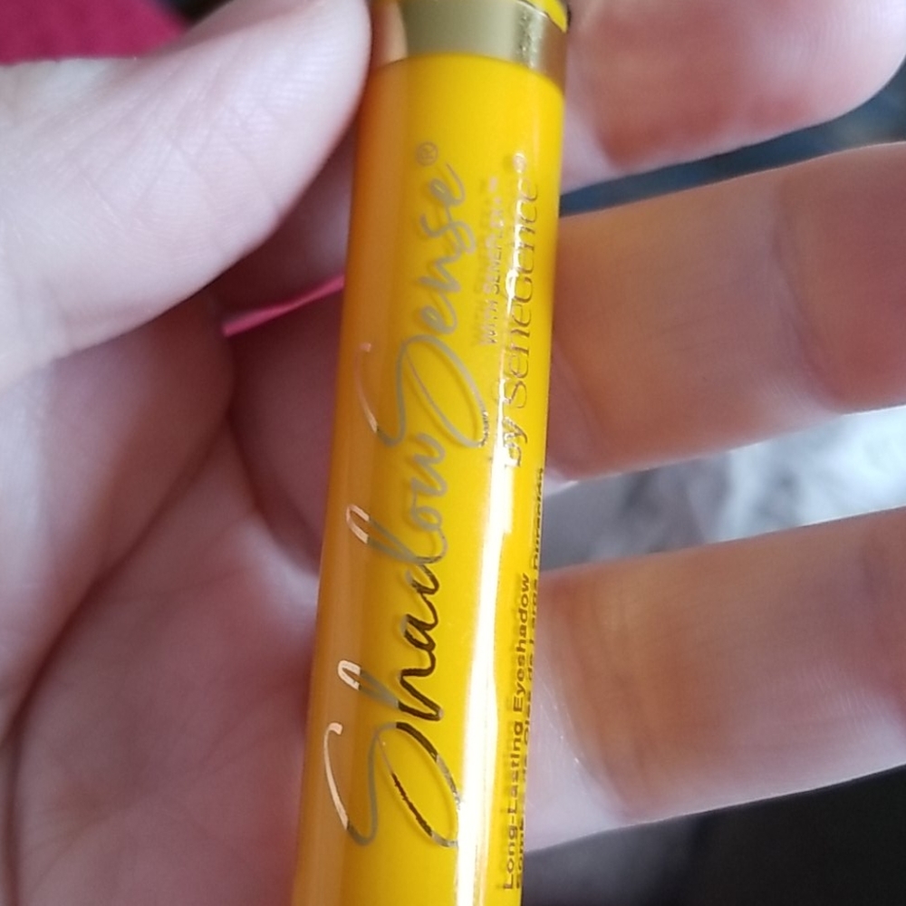 Limited Edition Yellow ShadowSense - Picture 3 of 3